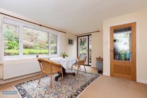 Dining Room- click for photo gallery